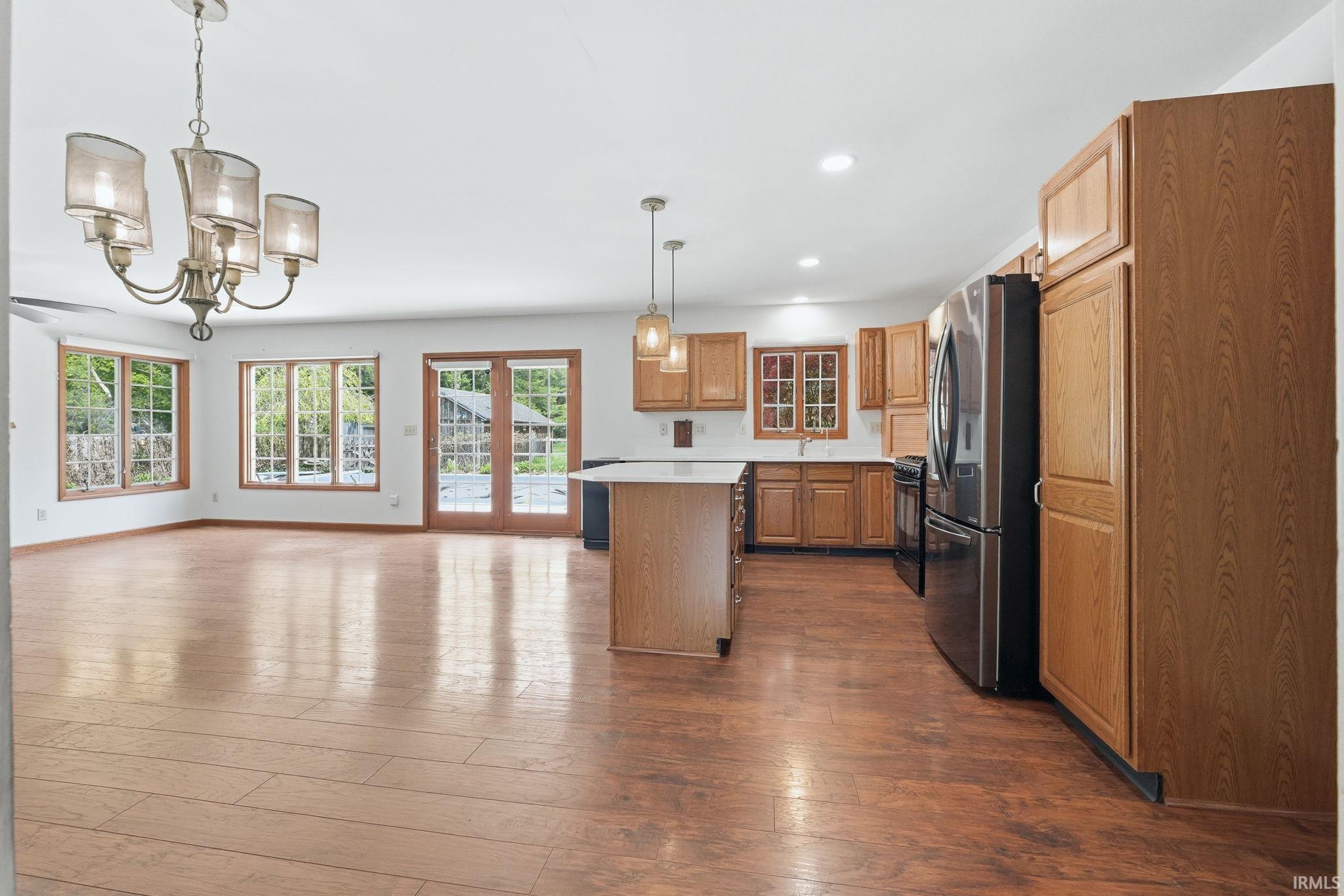 1884 S Packerton Road Warsaw IN 46580