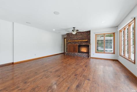 1884 S Packerton Road Warsaw IN 46580