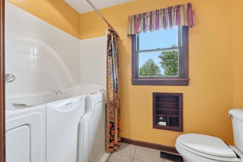 1884 S Packerton Road Warsaw IN 46580