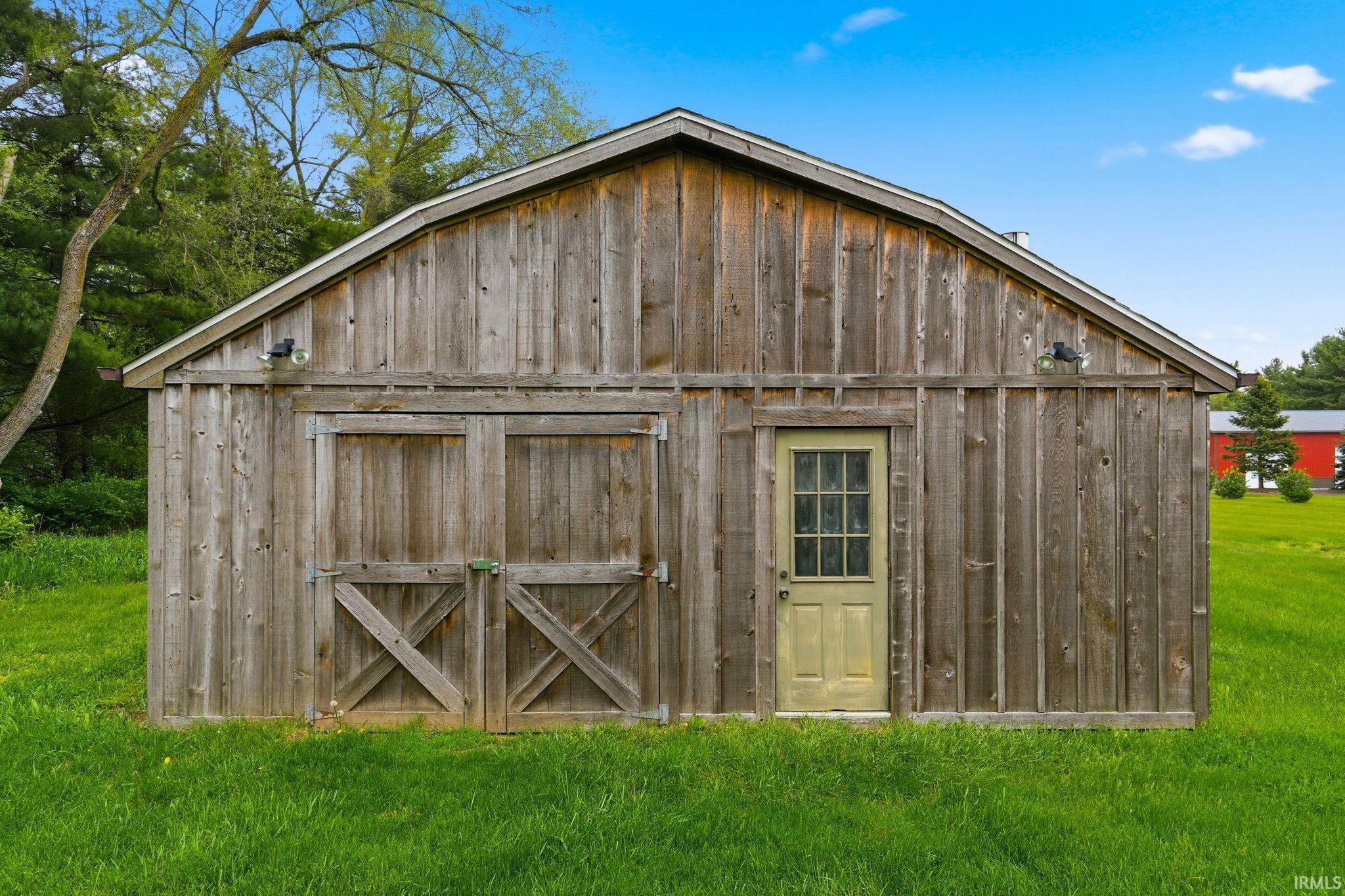 1884 S Packerton Road Warsaw IN 46580