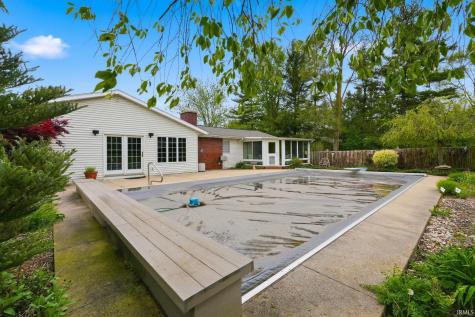 1884 S Packerton Road Warsaw IN 46580