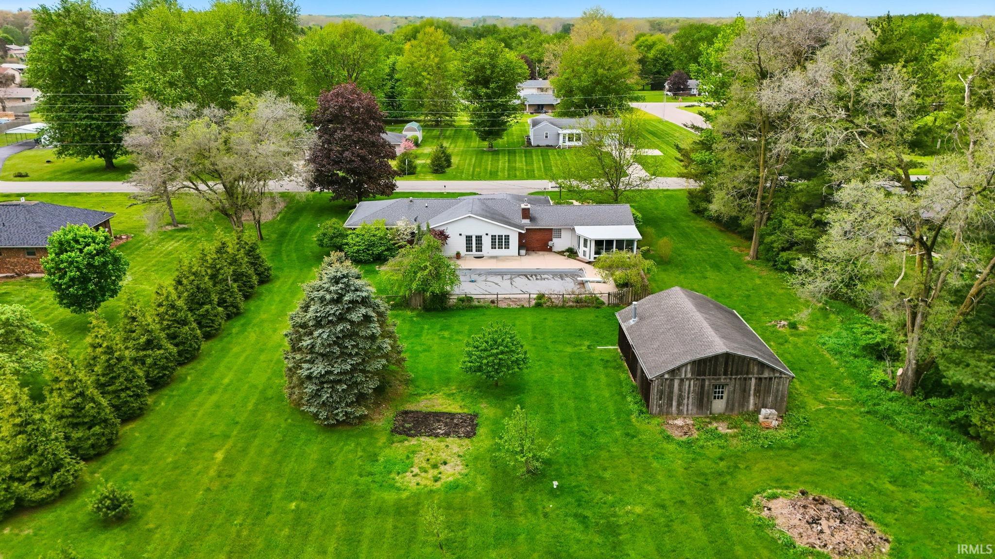 1884 S Packerton Road Warsaw IN 46580