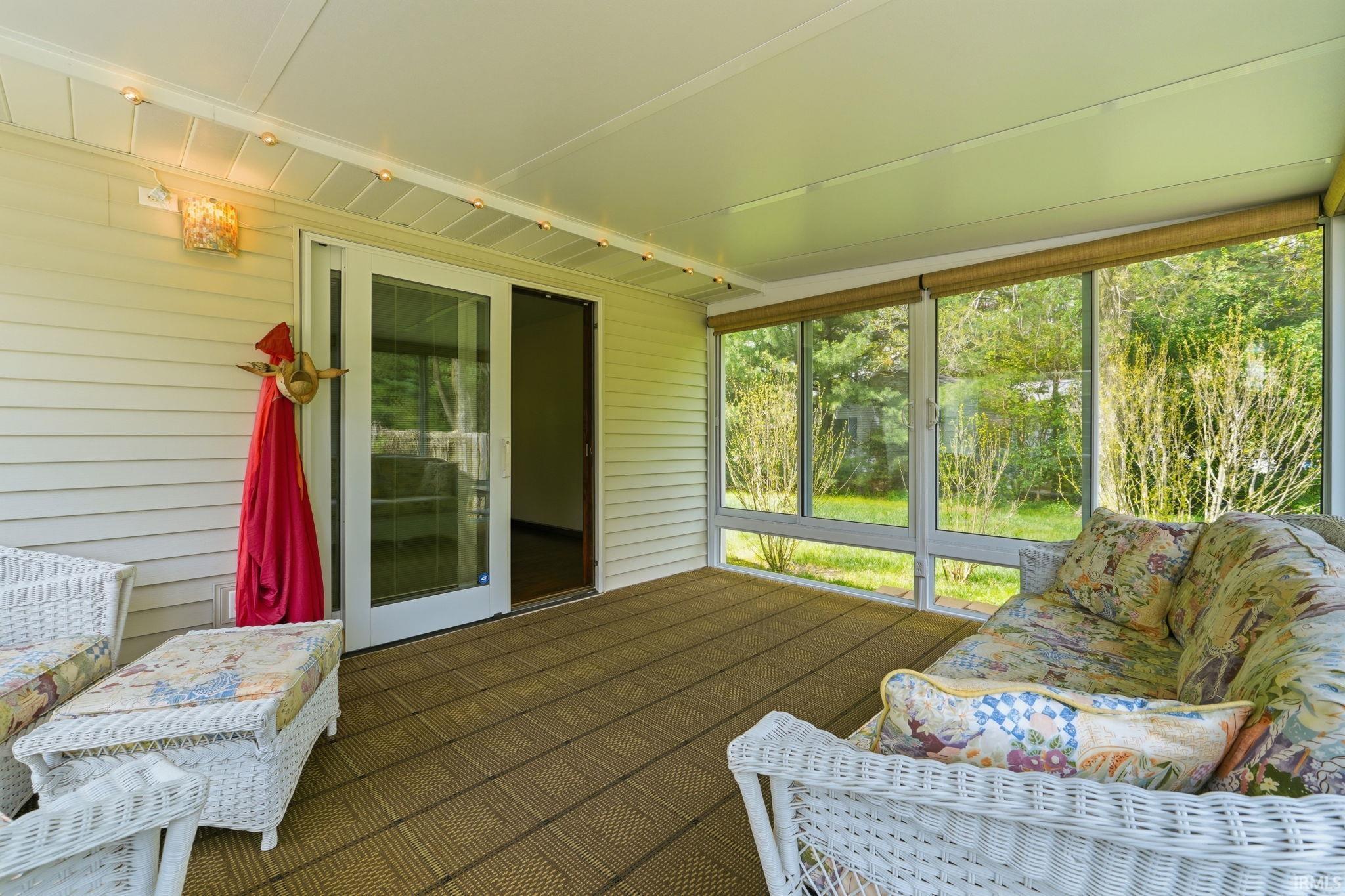 1884 S Packerton Road Warsaw IN 46580