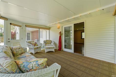 1884 S Packerton Road Warsaw IN 46580