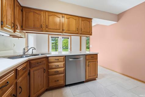 631 Autumn Ridge Lane Fort Wayne IN 46804
