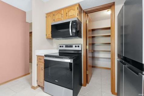 631 Autumn Ridge Lane Fort Wayne IN 46804