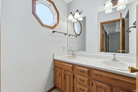 631 Autumn Ridge Lane Fort Wayne IN 46804
