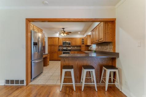 414 E Walnut Street Owensville IN 47665