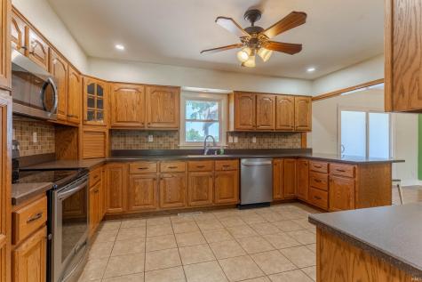 414 E Walnut Street Owensville IN 47665