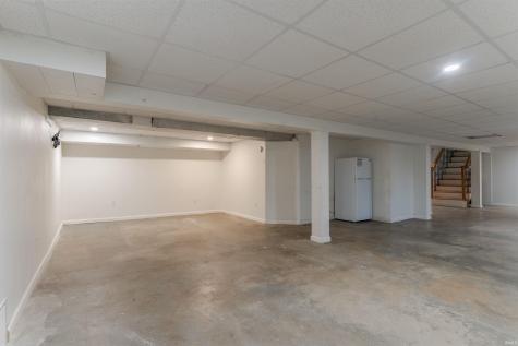 414 E Walnut Street Owensville IN 47665