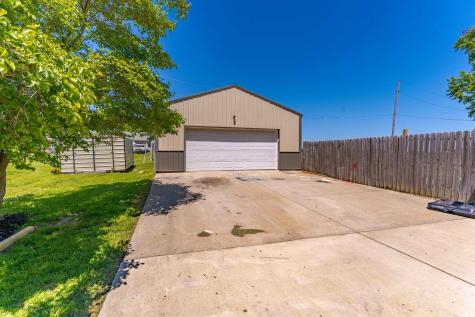 414 E Walnut Street Owensville IN 47665