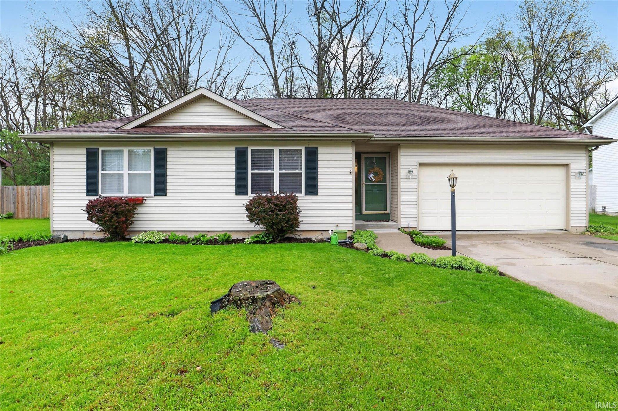 10106 Ashwood Forest Drive Osceola IN 46561
