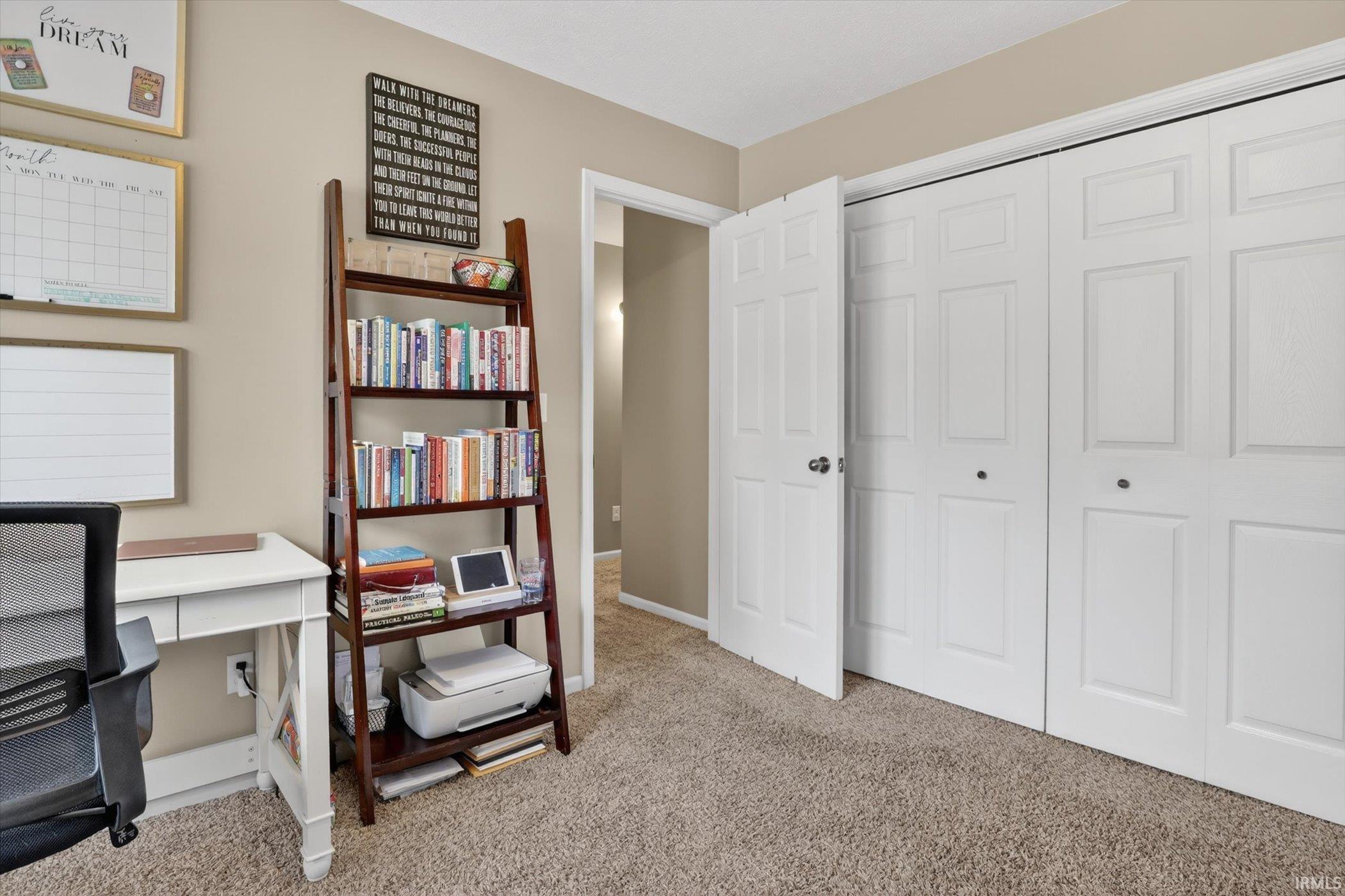 10106 Ashwood Forest Drive Osceola IN 46561