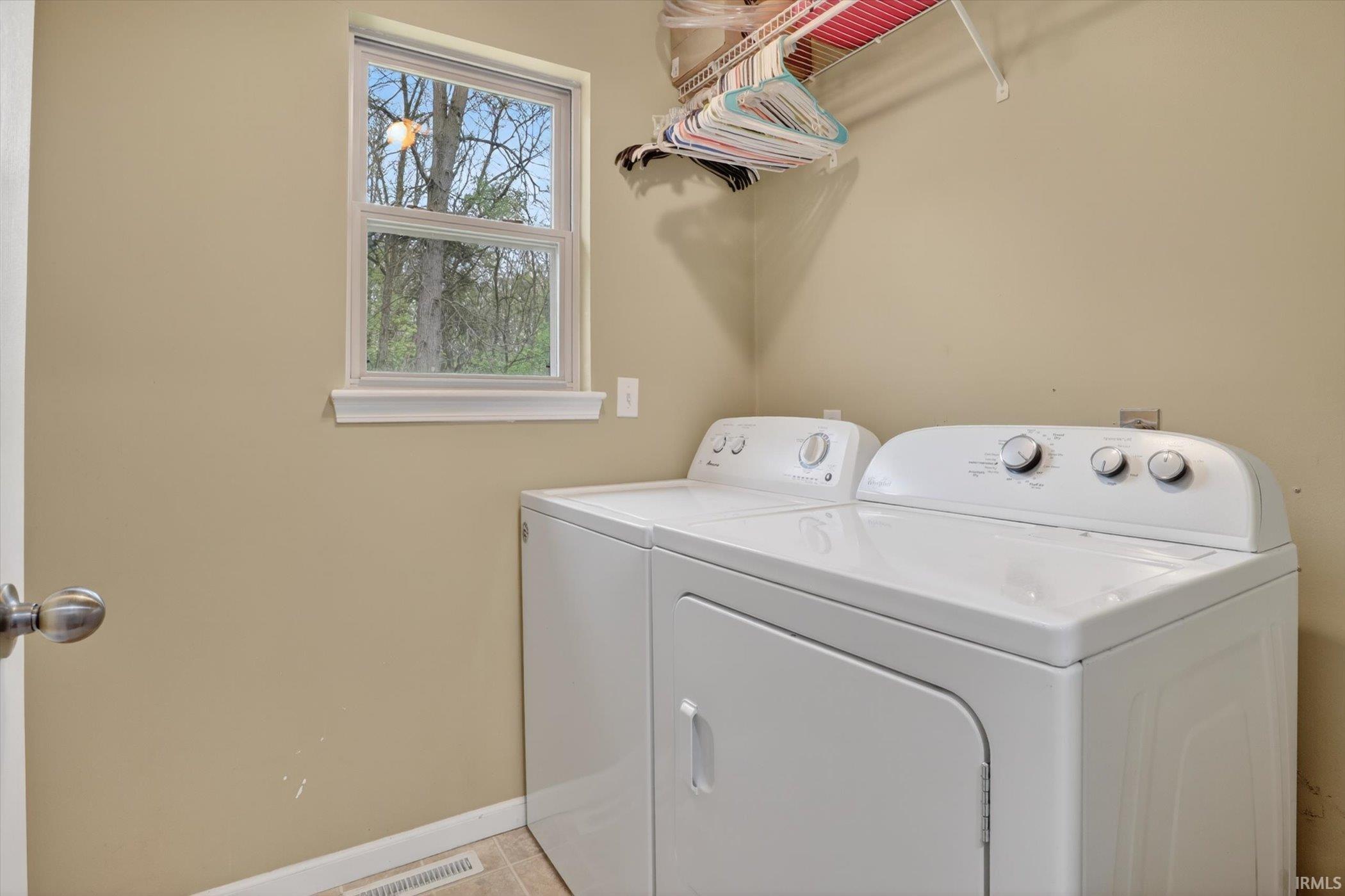 10106 Ashwood Forest Drive Osceola IN 46561