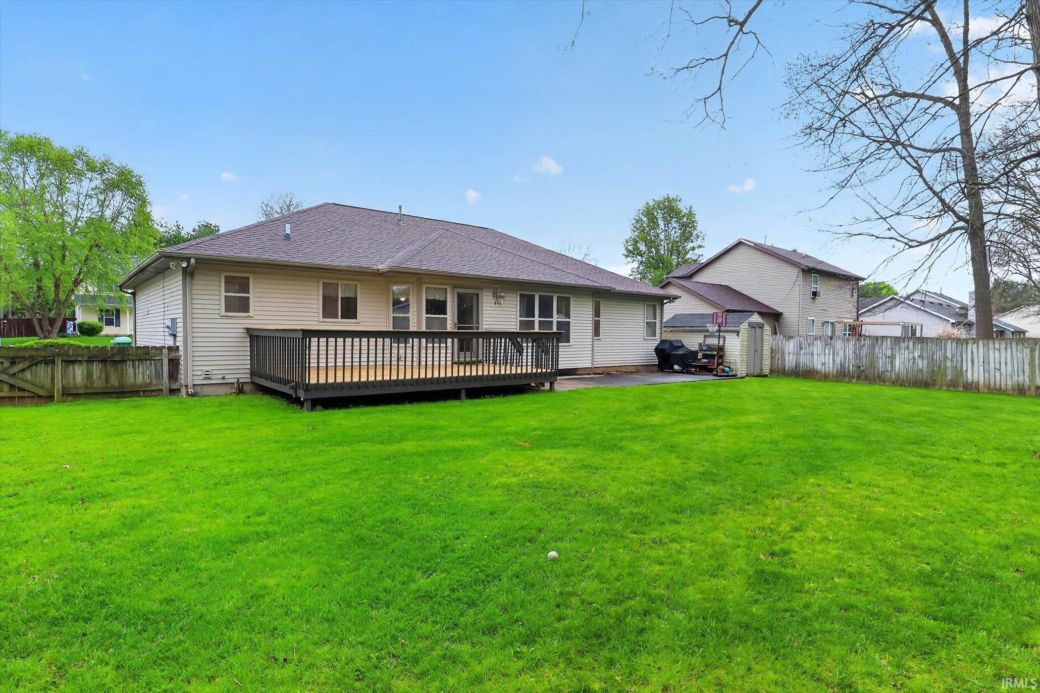 10106 Ashwood Forest Drive Osceola IN 46561