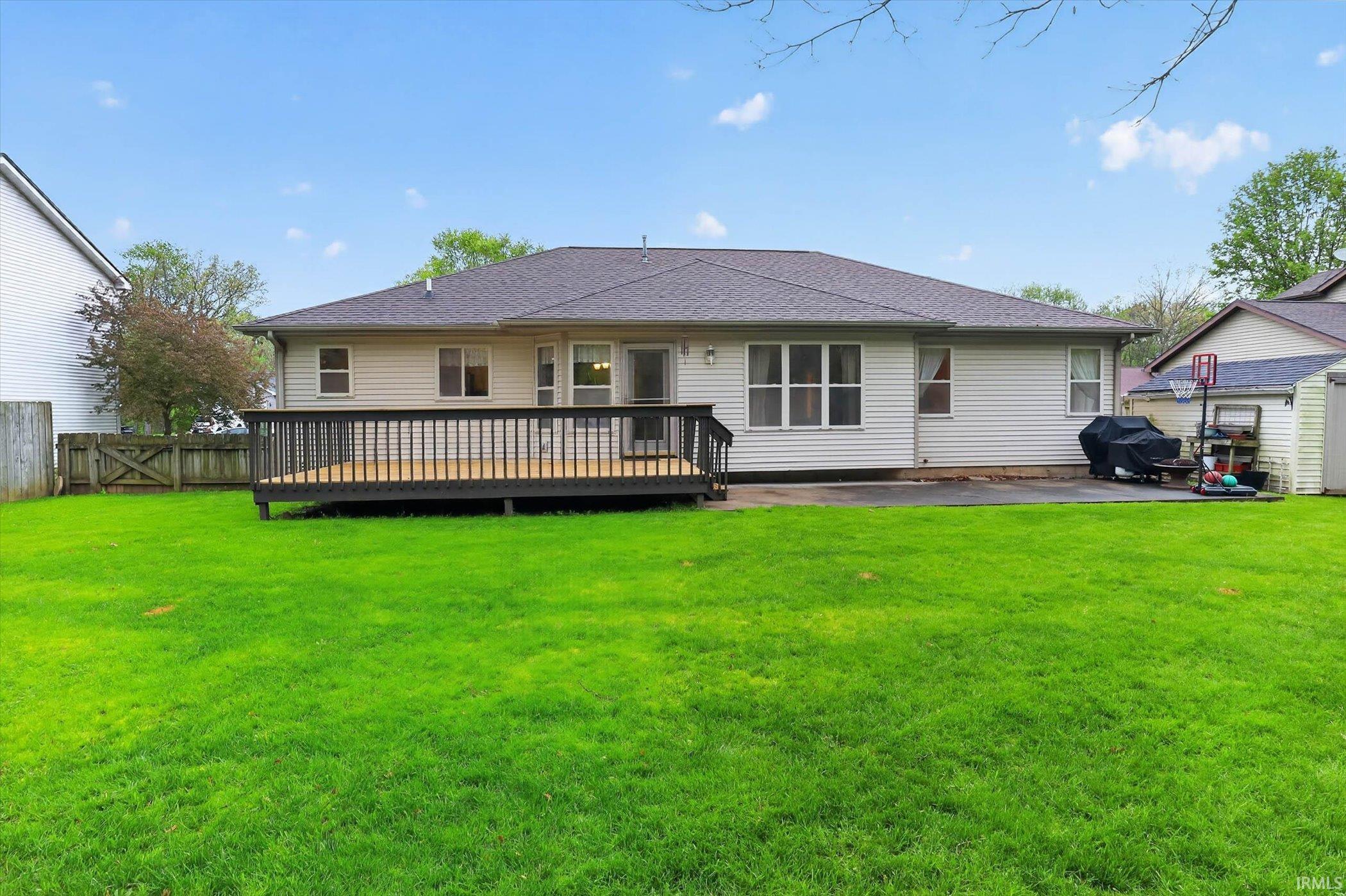 10106 Ashwood Forest Drive Osceola IN 46561