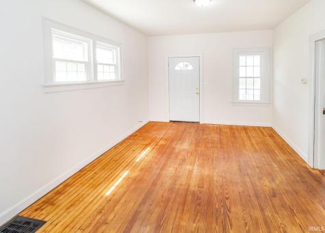 1204 S Evans Avenue Evansville IN 47713