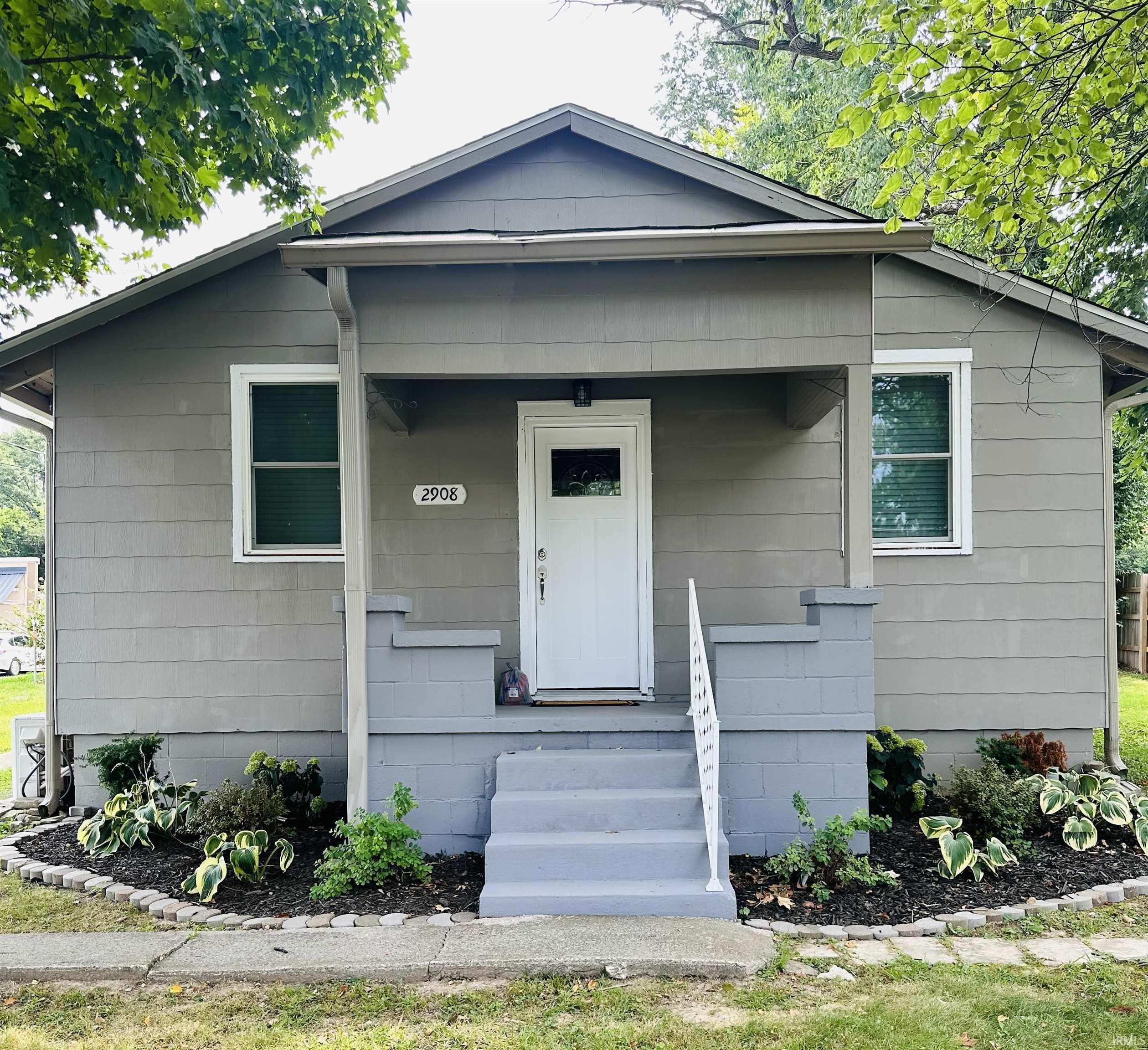 2908 Washington Avenue Bedford IN 47421