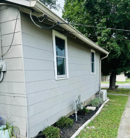 2908 Washington Avenue Bedford IN 47421