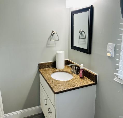 2908 Washington Avenue Bedford IN 47421