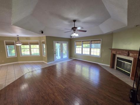 2017 Jackson Drive Vincennes IN 47591