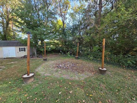 2017 Jackson Drive Vincennes IN 47591
