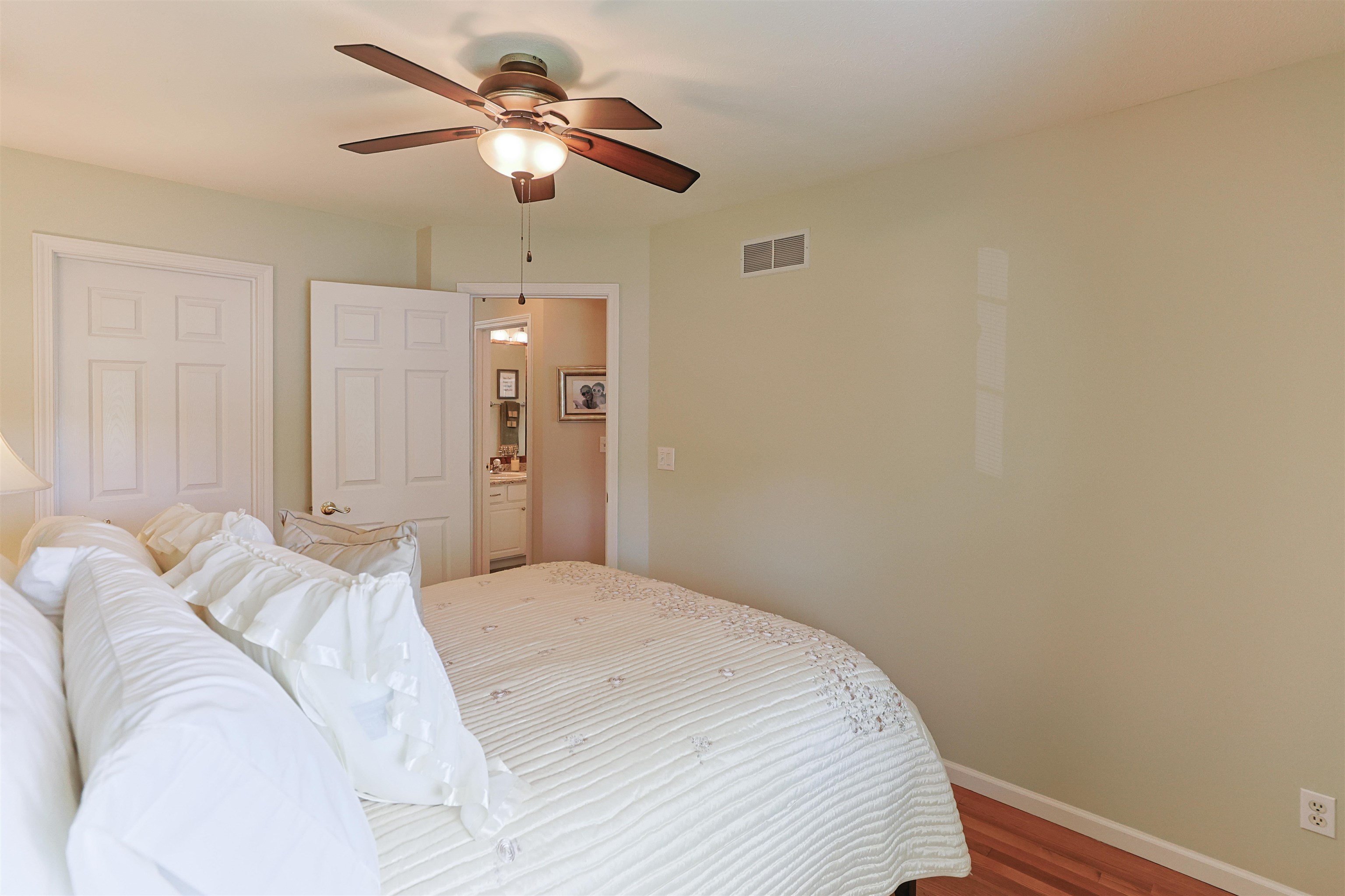 33983 Prairie Knolls Drive New Carlisle IN 46552