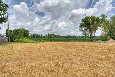 3240 Heseman Avenue Evansville IN 47725