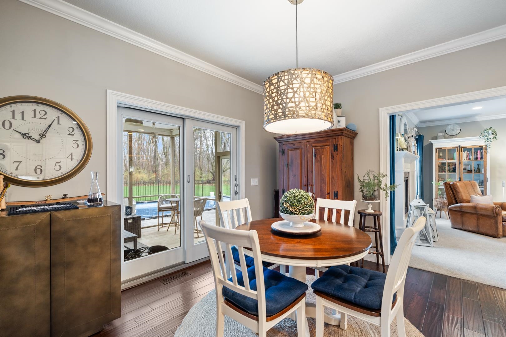 133 E Barrington Place Warsaw IN 46582