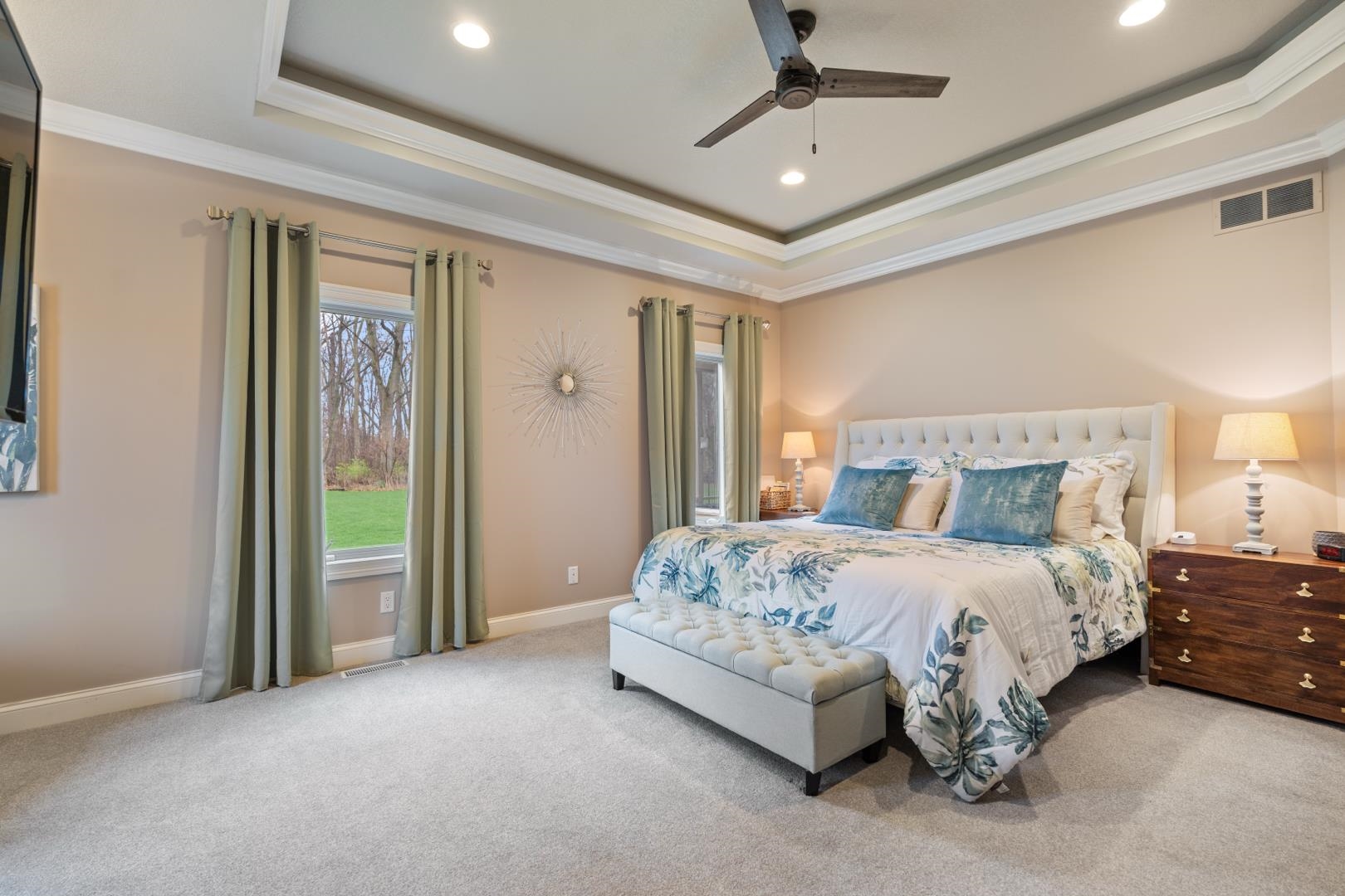 133 E Barrington Place Warsaw IN 46582