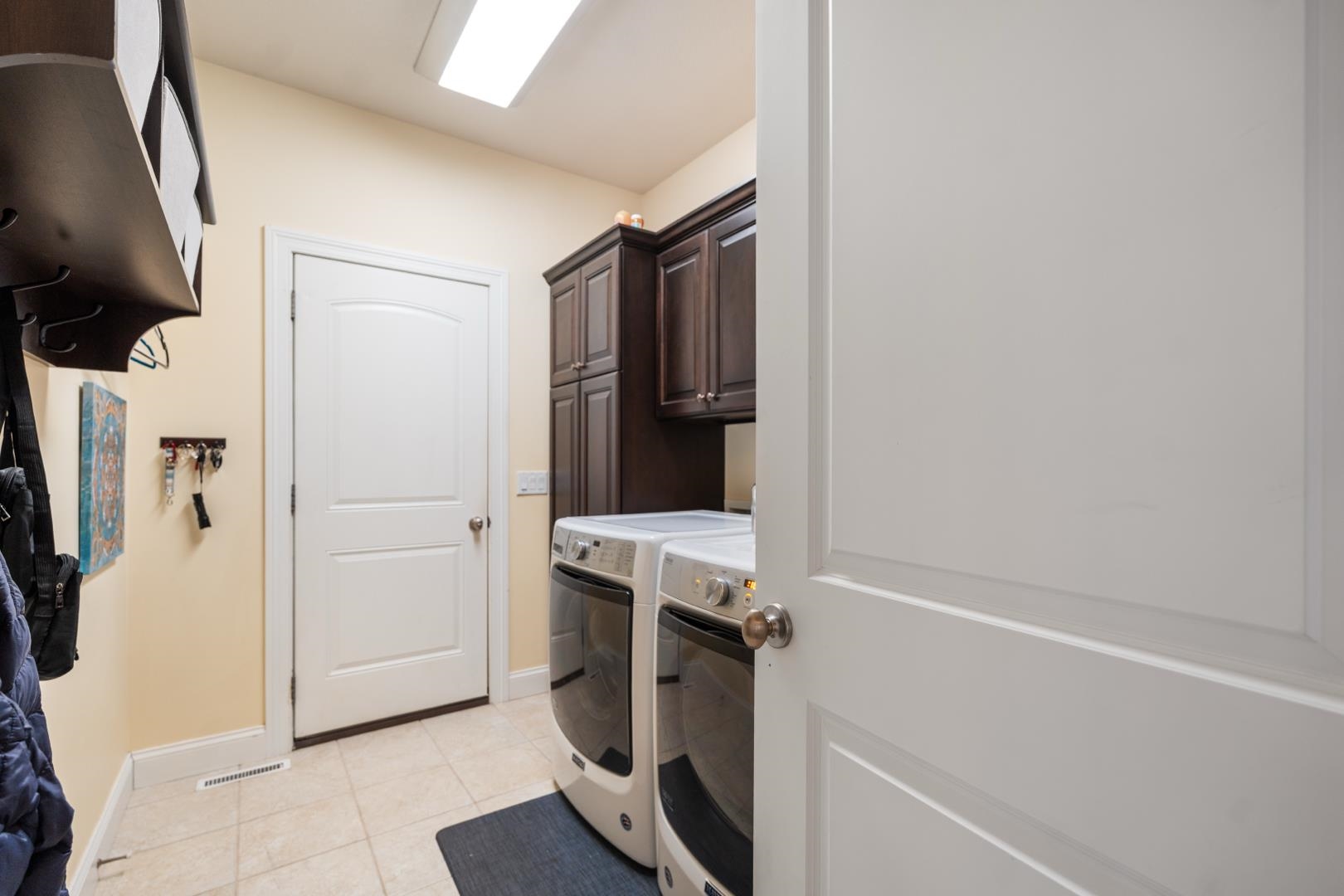 133 E Barrington Place Warsaw IN 46582