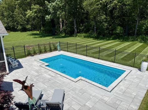 133 E Barrington Place Warsaw IN 46582