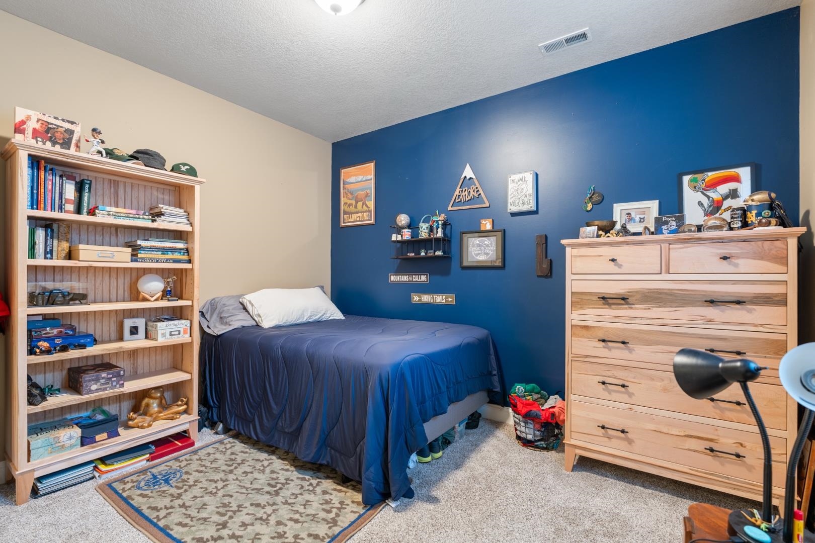 133 E Barrington Place Warsaw IN 46582