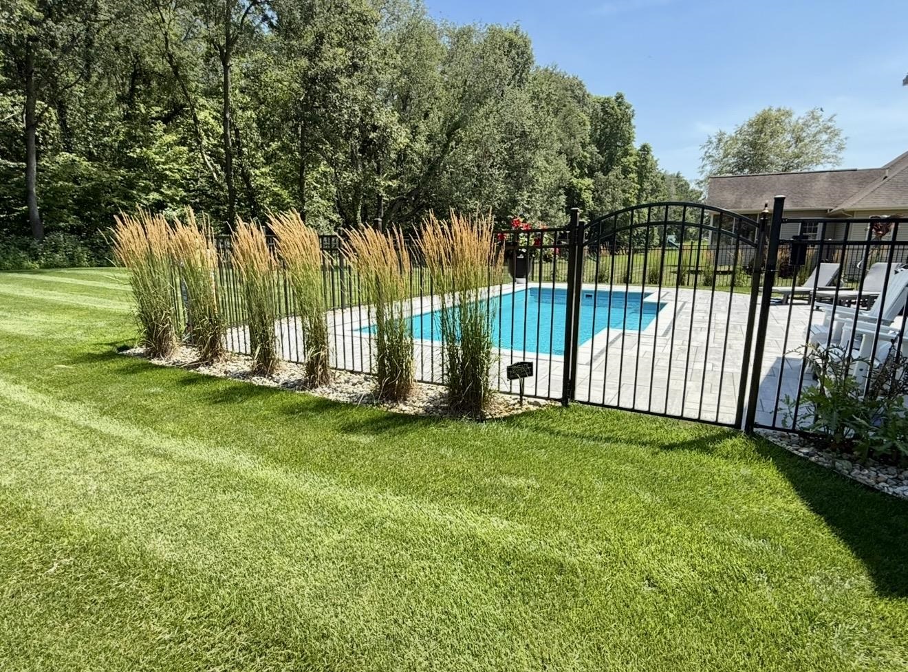133 E Barrington Place Warsaw IN 46582