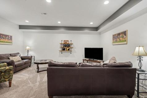 53440 Wallace Lane South Bend IN 46635