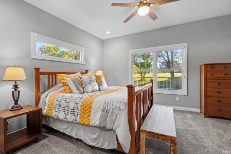 53440 Wallace Lane South Bend IN 46635