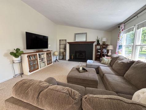 5704 N 300 W Sharpsville IN 46068
