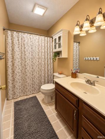 5704 N 300 W Sharpsville IN 46068