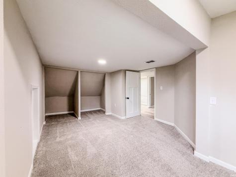 126 Maple Street Corunna IN 46730