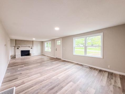 126 Maple Street Corunna IN 46730