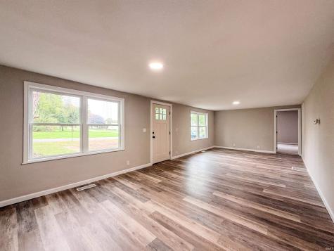 126 Maple Street Corunna IN 46730