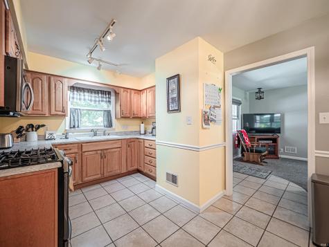 8103 Pine Creek Drive Evansville IN 47710
