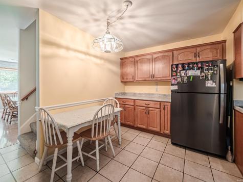 8103 Pine Creek Drive Evansville IN 47710