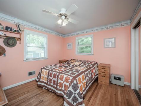 8103 Pine Creek Drive Evansville IN 47710