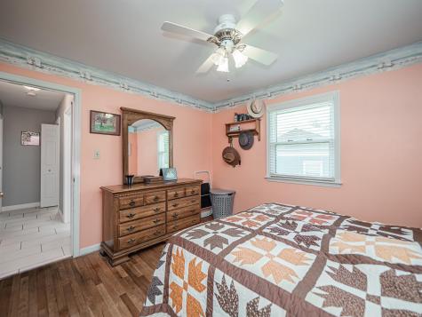 8103 Pine Creek Drive Evansville IN 47710