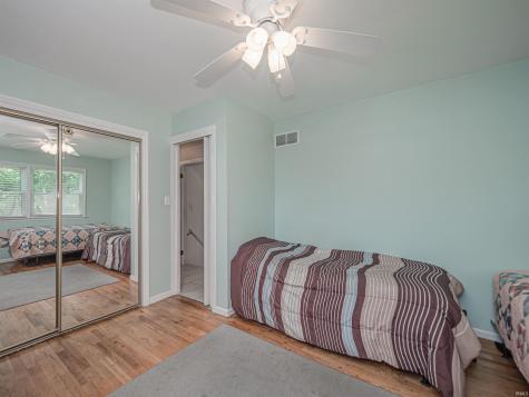 8103 Pine Creek Drive Evansville IN 47710