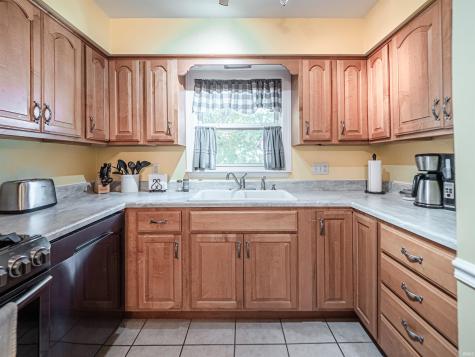 8103 Pine Creek Drive Evansville IN 47710