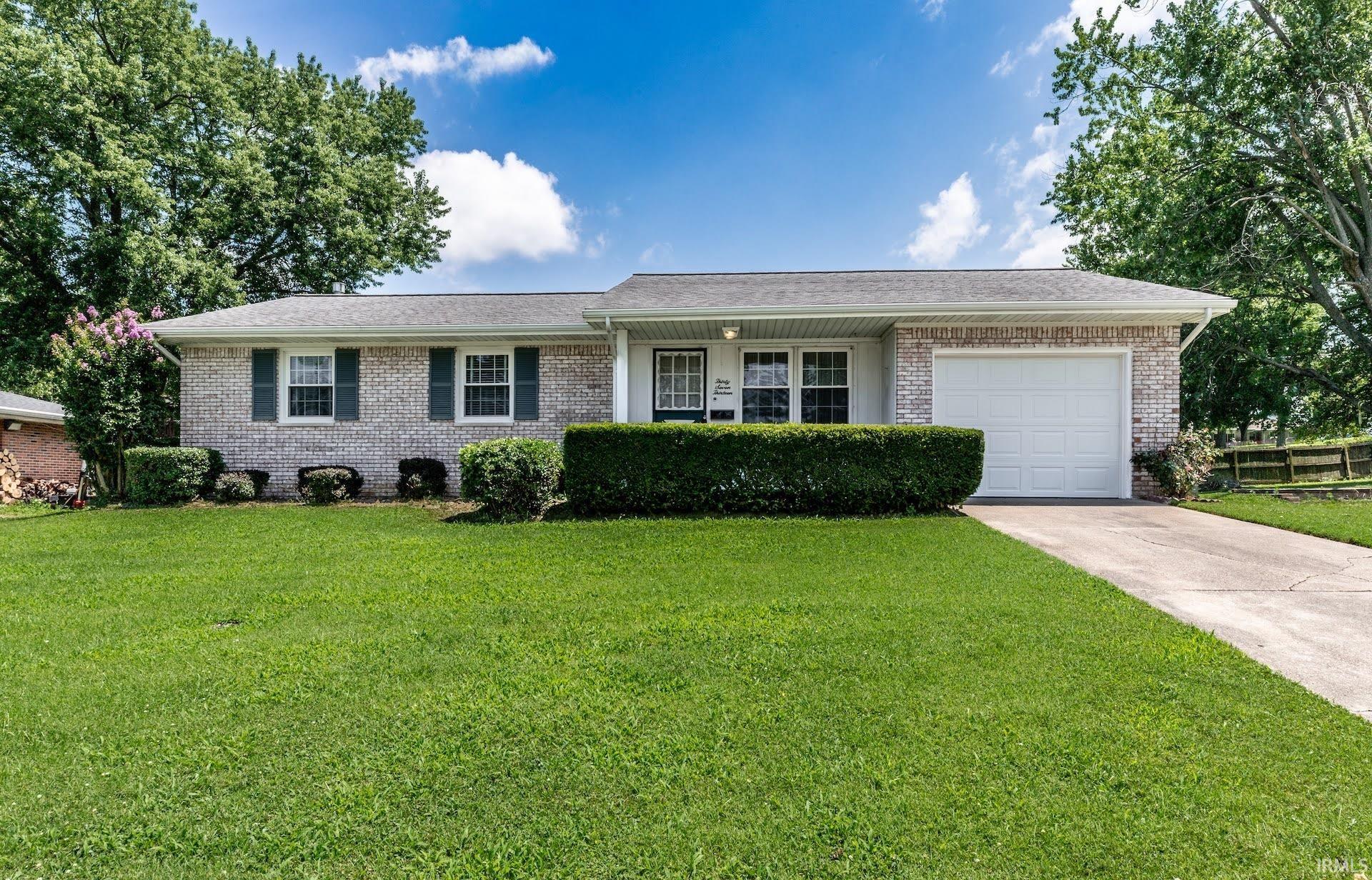 3713 Debbie Lane Evansville IN 47711