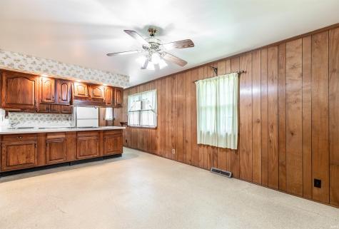 3713 Debbie Lane Evansville IN 47711