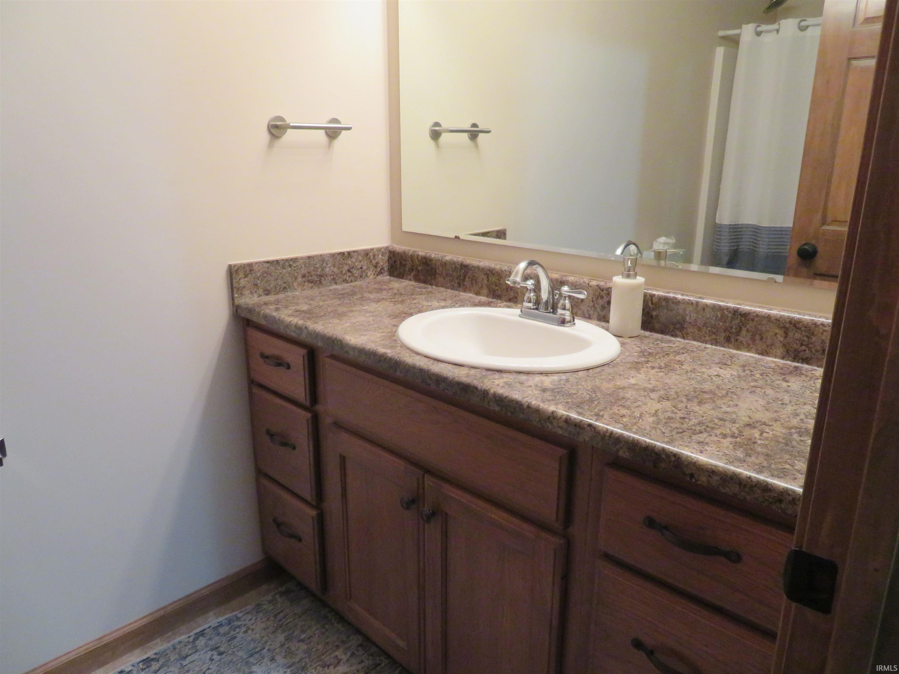 106 Tamarack Drive Wakarusa IN 46573